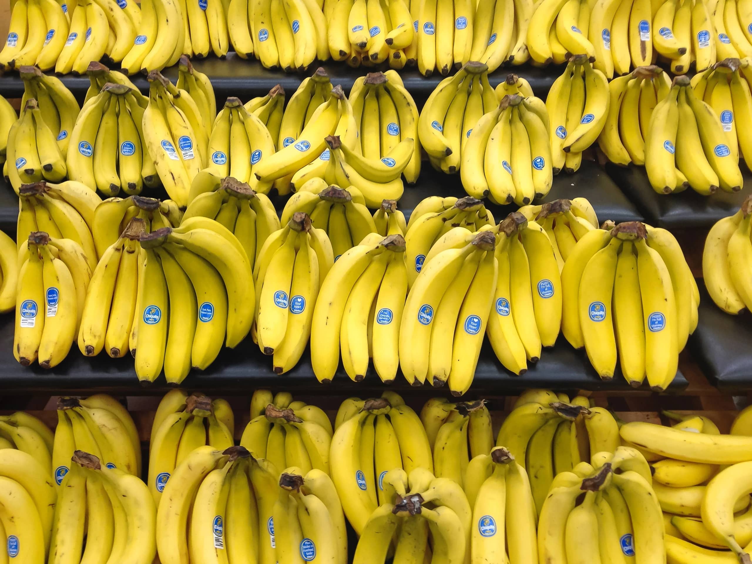 bananas-representing-blog-post-on-food-additives